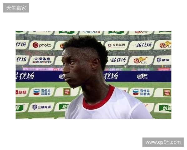 博主：蓉城外援卡隆目前仍处于留队状态，但已不可能随队踢中超