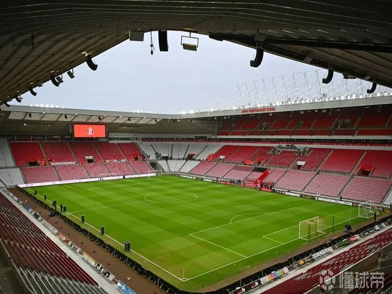 官方：桑德兰体育总监斯皮克曼离任，足球总监吉索尔菲接管